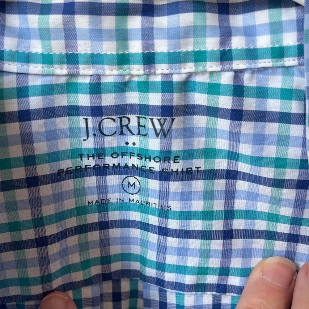 J. Crew Men’s the offshore performance Blue Green Plaid button down Shirt medium